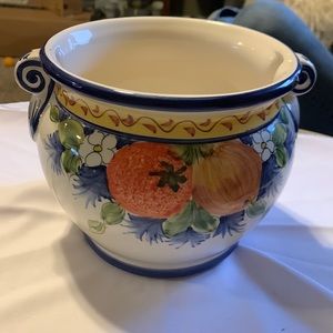 Jay willfred plant holder